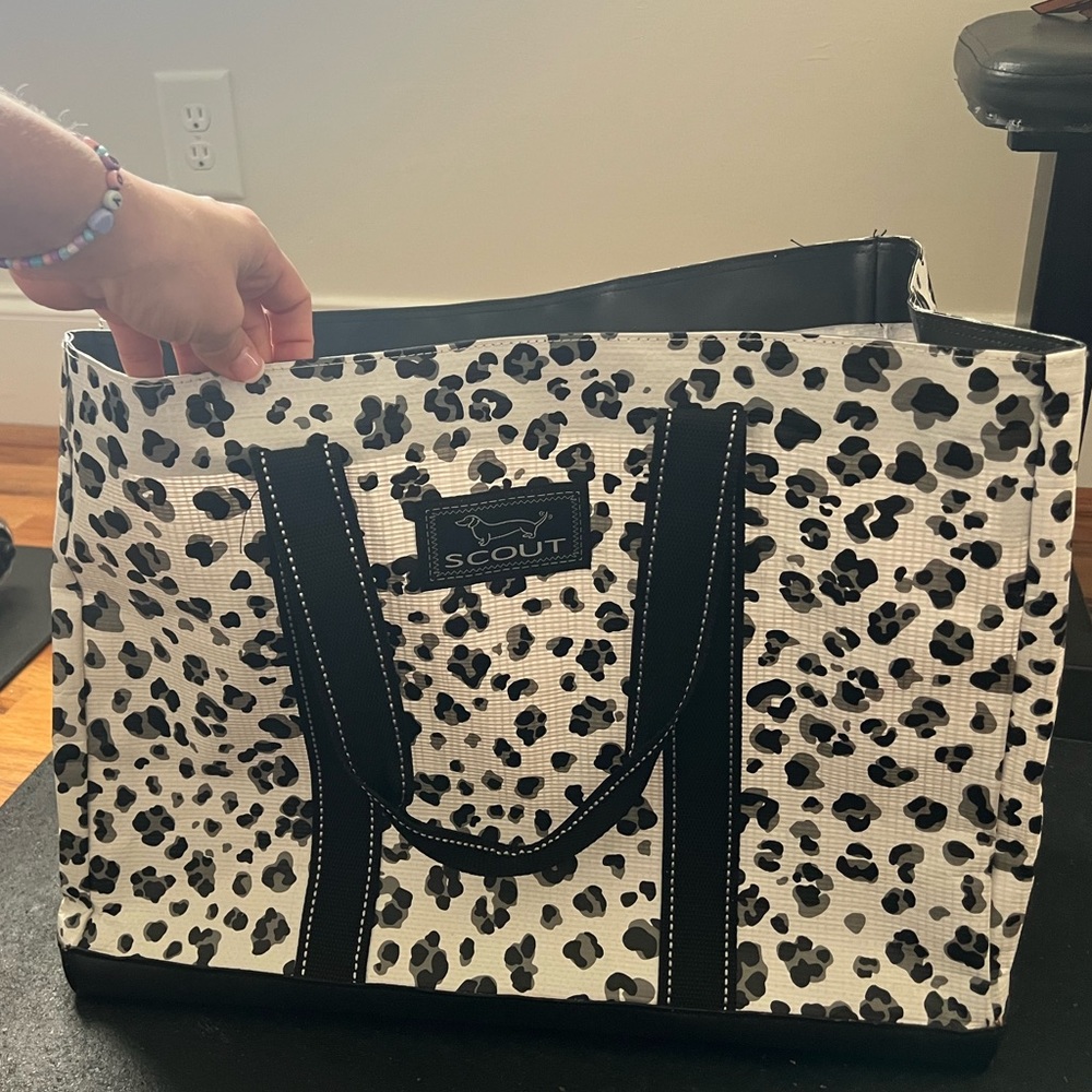 Scout Deano Tote